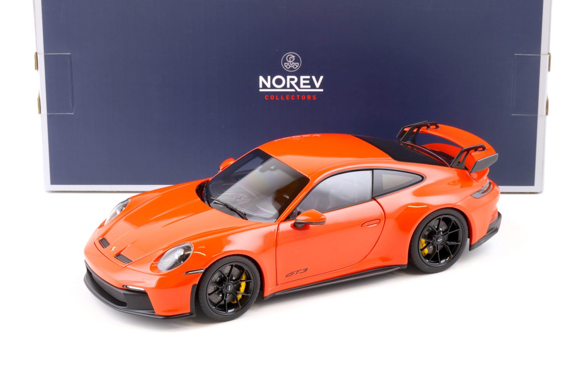 ID 83143 orig.jpg 1:18 Norev Porsche 911 (992) GT3 Coupe orange 2021