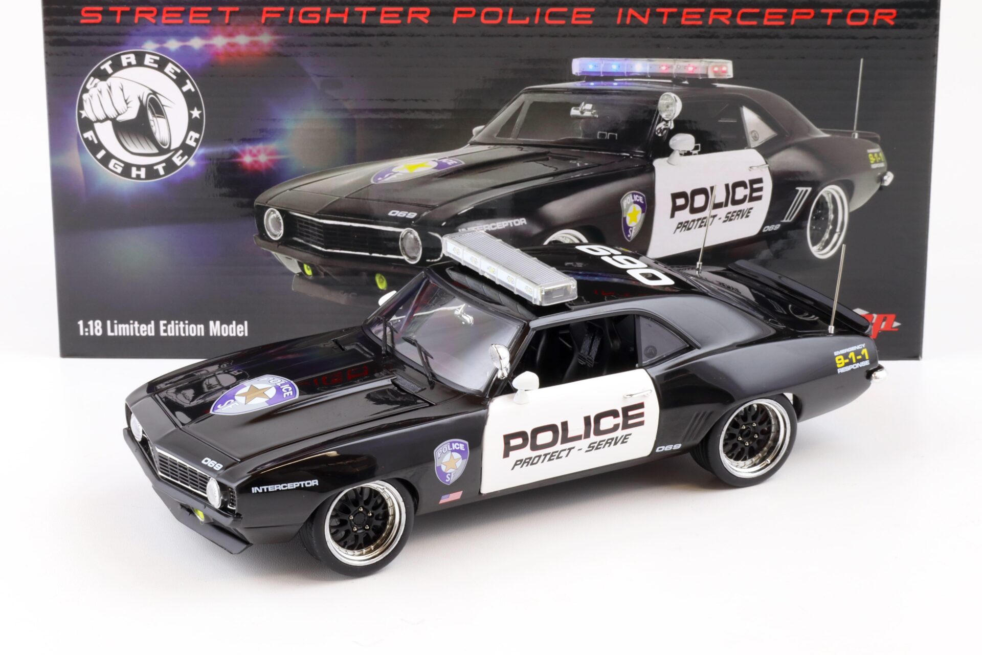 ID 83187 orig 1.jpg 1:18 GMP 1969 Chevrolet Camaro Street Fighter Police Intercopter black/ white