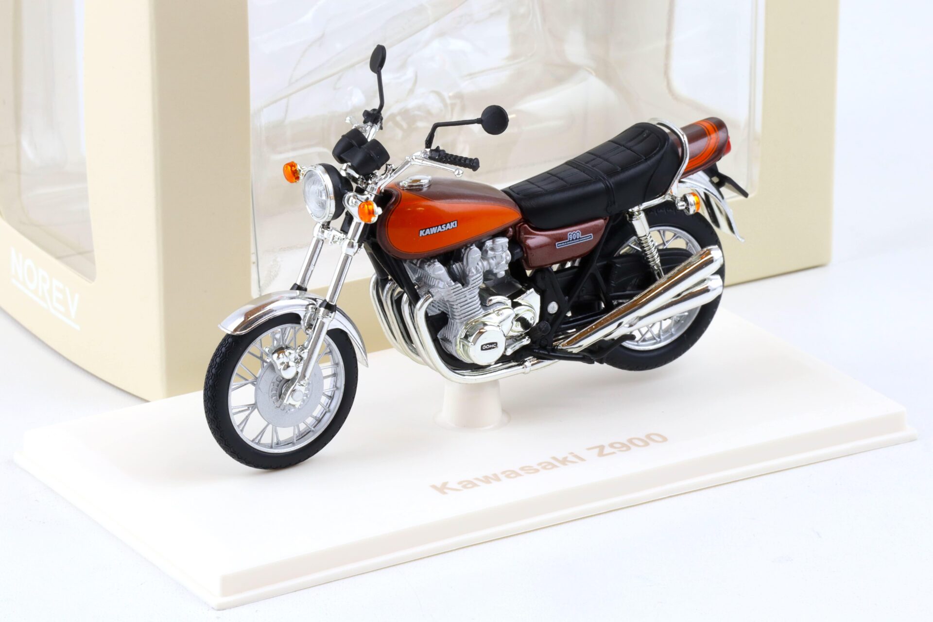 ID 83298 orig.jpg 1:18 Norev 1973 Kawasaki Z900 Motorrad Bike brown/ orange 182031