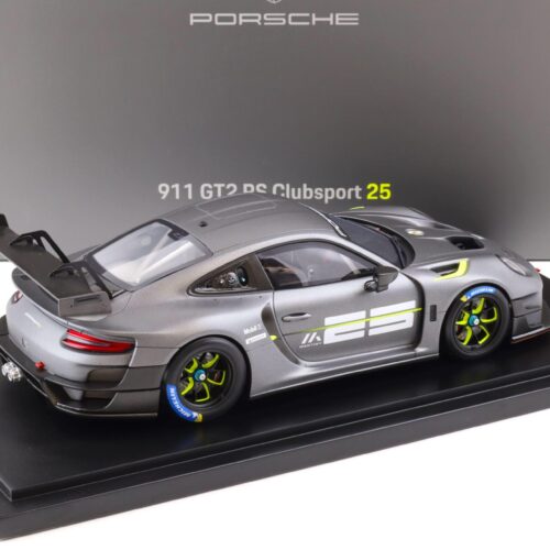 1:18 Spark Porsche 911 GT2 RS Clubsport 25 grey - Limited 750 pcs. WAP DEALER - Image 3