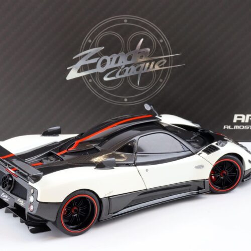 1:18 Almost Real Pagani Zonda Cinque Coupe 2009 Bianco Benny white