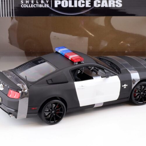 1:18 Shelby Collectibles 2012 Ford Shelby GT500 Super Snake Police black/ white
