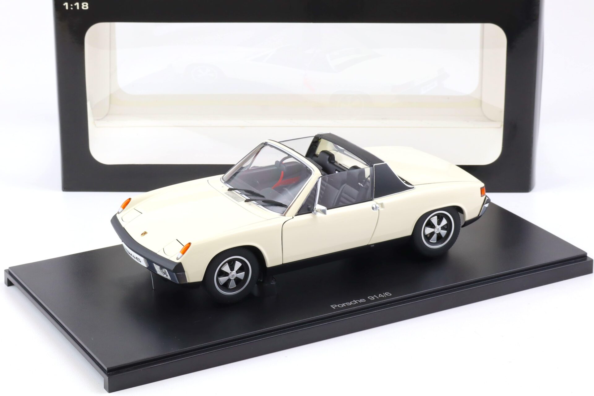 ID 85327 orig.jpg 1:18 AUTOart Porsche 914/6 light ivory white