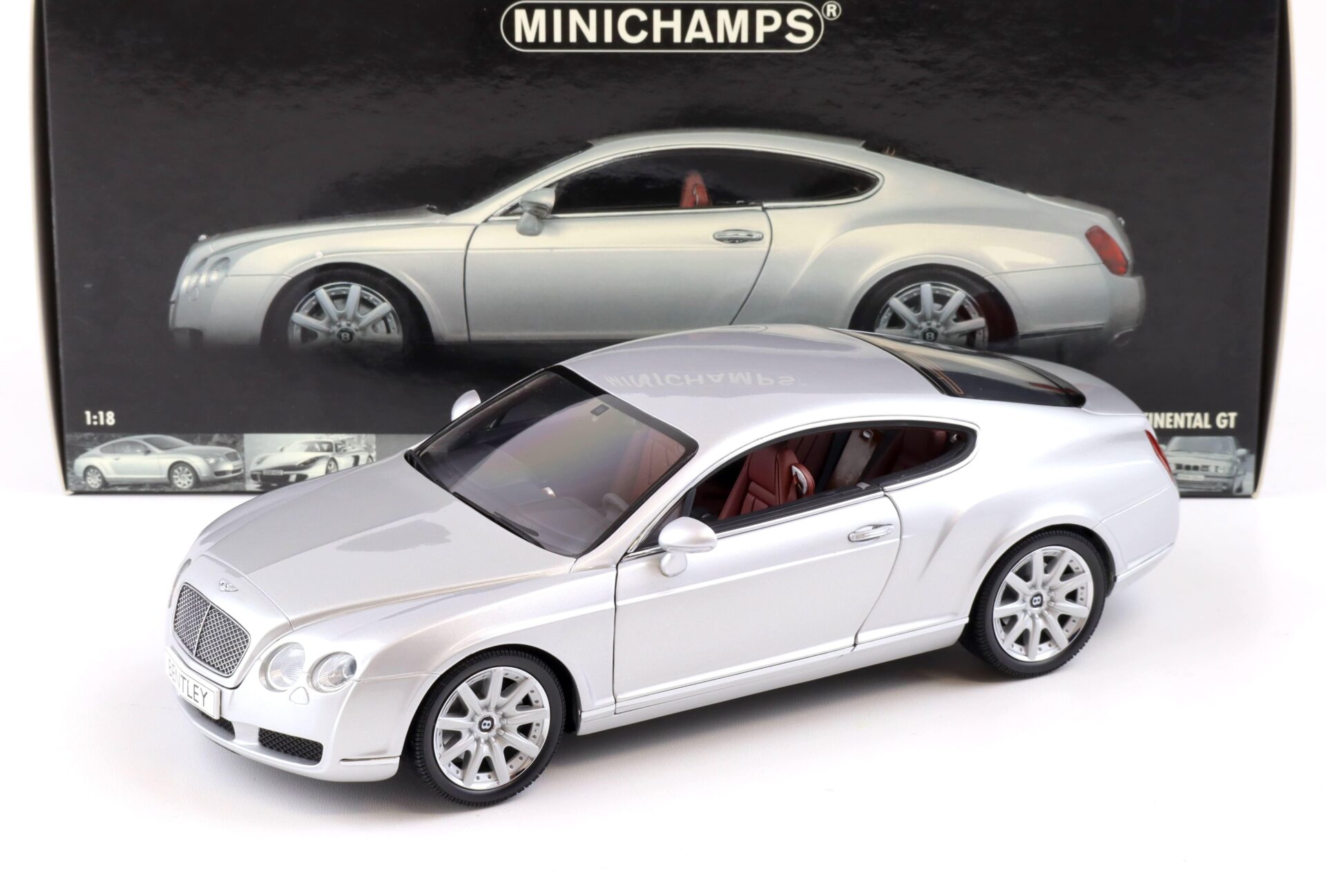 ID 85425 orig.jpg 1:18 Minichamps Bentley Continental GT Coupe 2006 silver metallic