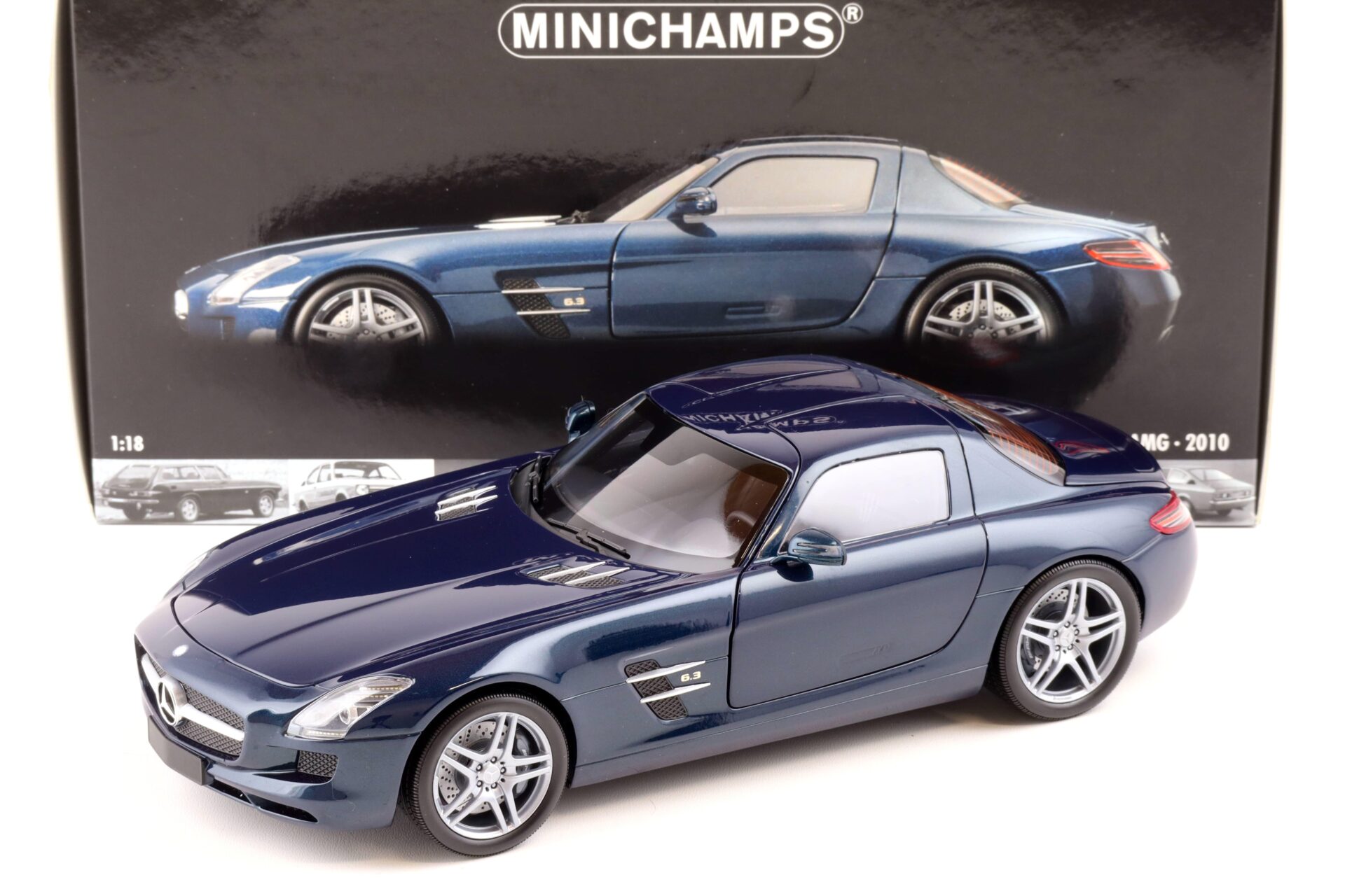 ID 85477 orig.jpg 1:18 Minichamps Mercedes SLS AMG Coupe 2010 blue metallic