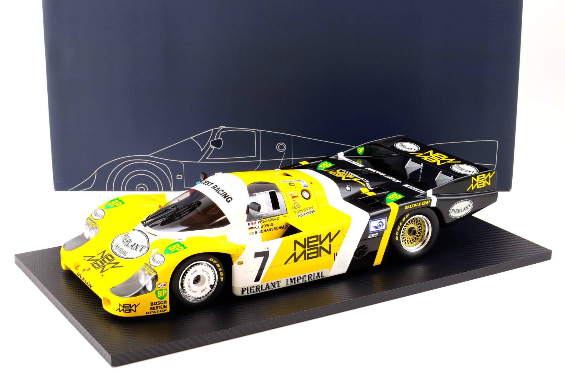 ID 85518 orig 1.jpg 1:12 TSM True Scale Porsche 956 Winner 24h Le Mans 1984 Ludwig/ Pescarolo #7