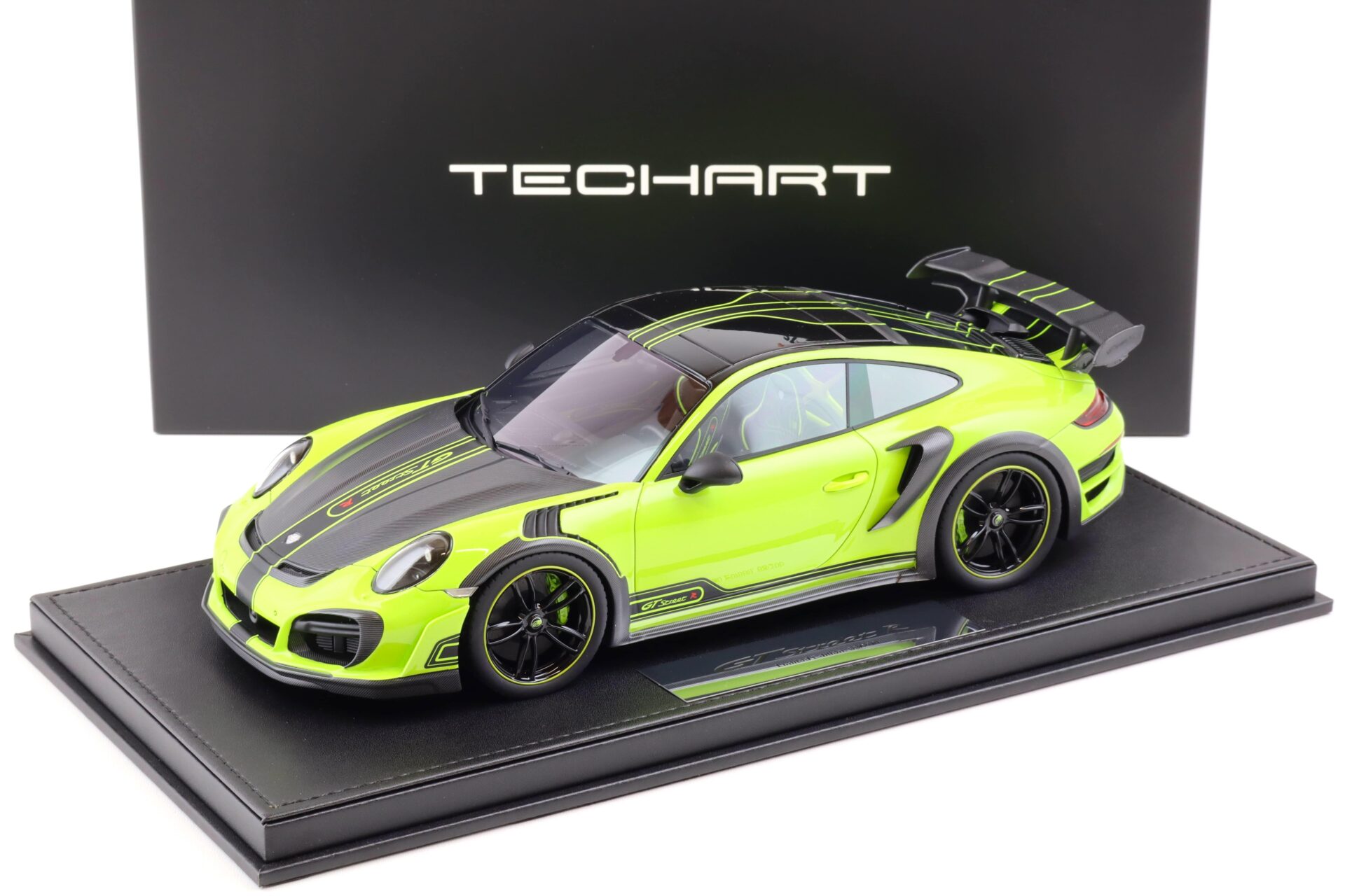 ID 85607 orig 1.jpg 1:18 TECHART Collection Porsche 911 (991) Techart GTStreet R Coupe Daphne green