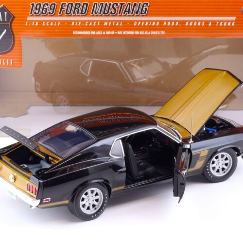 1:18 Highway61 Ford Mustang Boss 302 Coupe Smokey Tribute black/ gold 50730