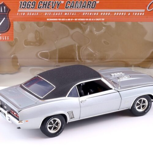 1:18 Highway61 Chevrolet Camaro Coupe 1969 silver/ black vinyl roof 50393