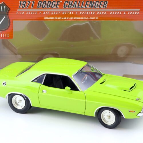1:18 Highway61 Dodge Challenger Super Street 472 Hemi Coupe 1971 green - Image 2