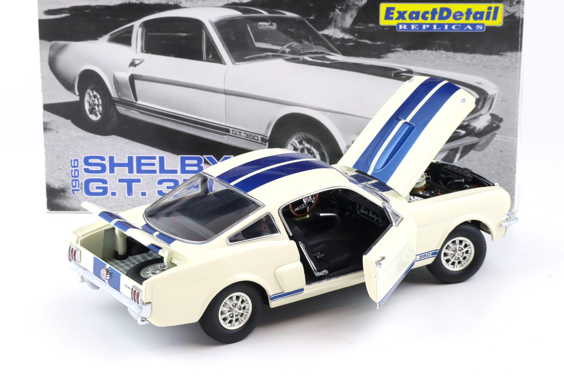 1:18 Exact Detail Shelby GT 350 Coupe 1966 white/ blue stripes