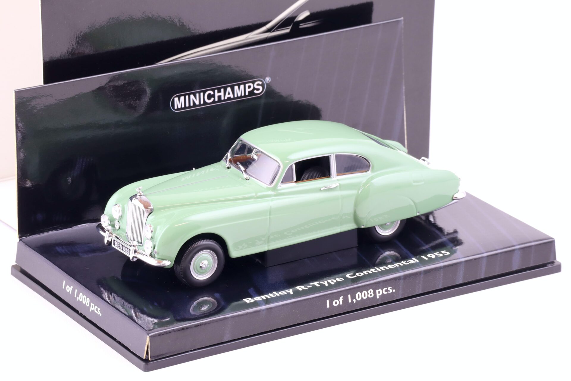 ID 86227 orig 1.jpg 1:43 Minichamps Bentley R-Type Continental 1955 green