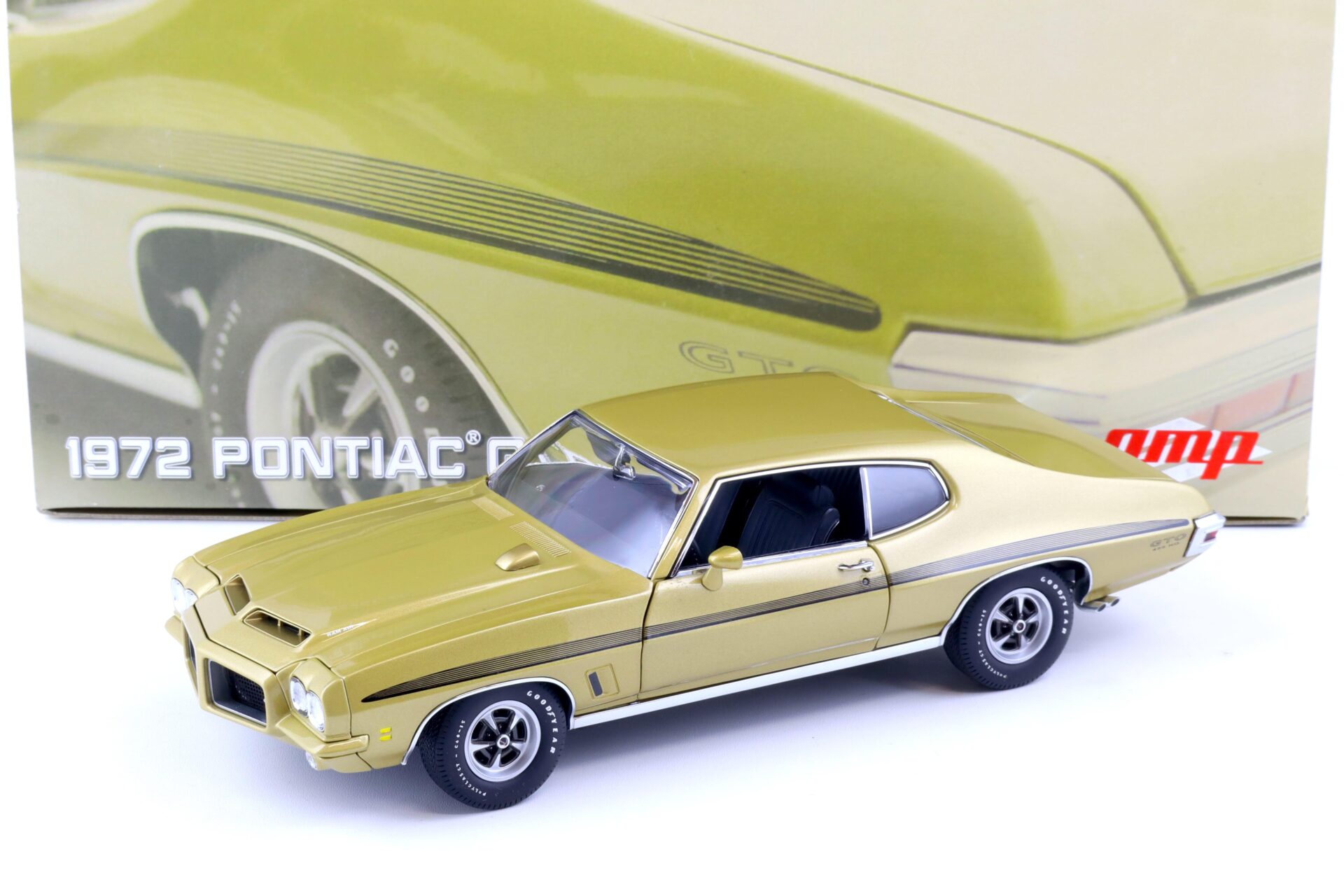 ID 86270 orig 1.jpg 1:18 GMP 1972 Pontiac GTO Coupe gold metallic 8045