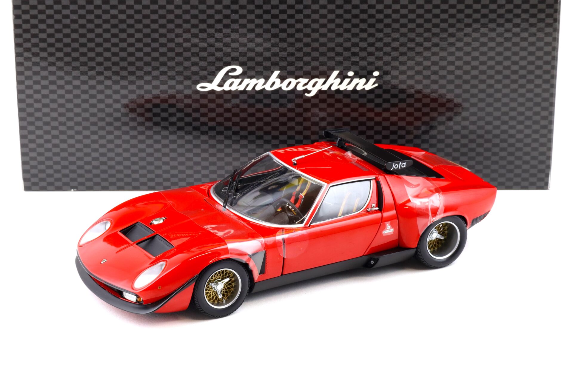 ID 86521 orig 1.jpg 1:18 Kyosho Lamborghini Jota SVR Coupe red 08311R