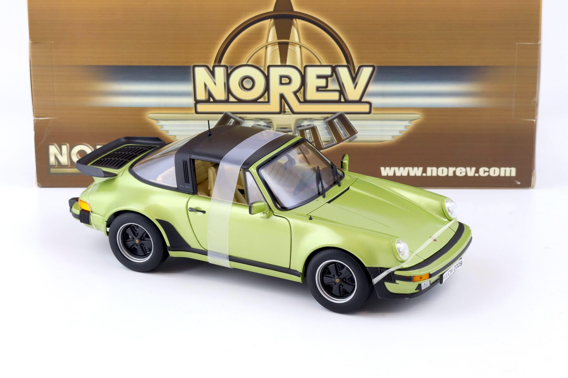 1:18 Norev Porsche 911 Turbo 3.3 Targa 1987 green metallic 187526