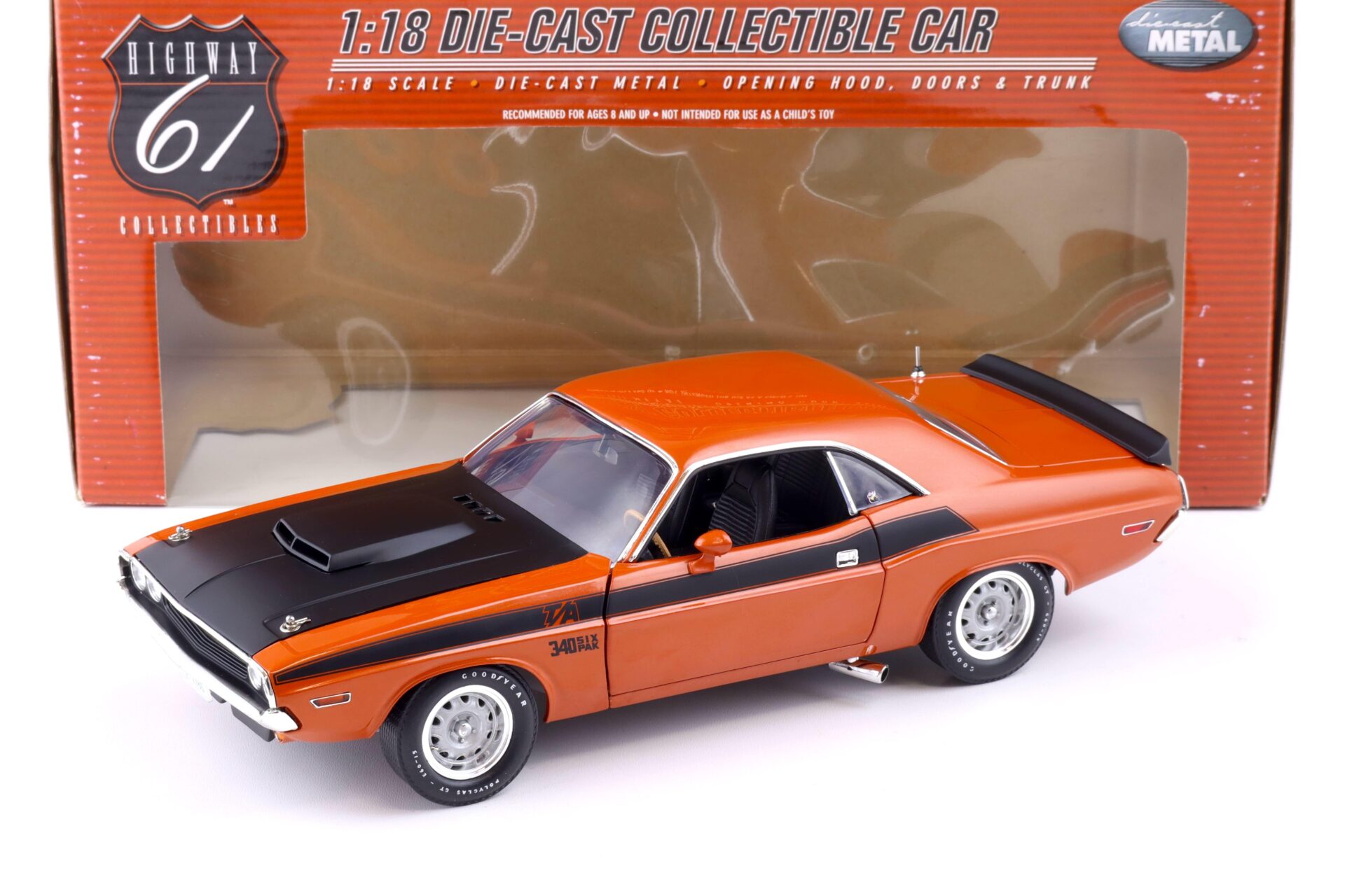 ID 86826 orig.jpg 1:18 Highway61 Dodge Challenger T/A 340 SIX PAK Coupe orange/ black 50470