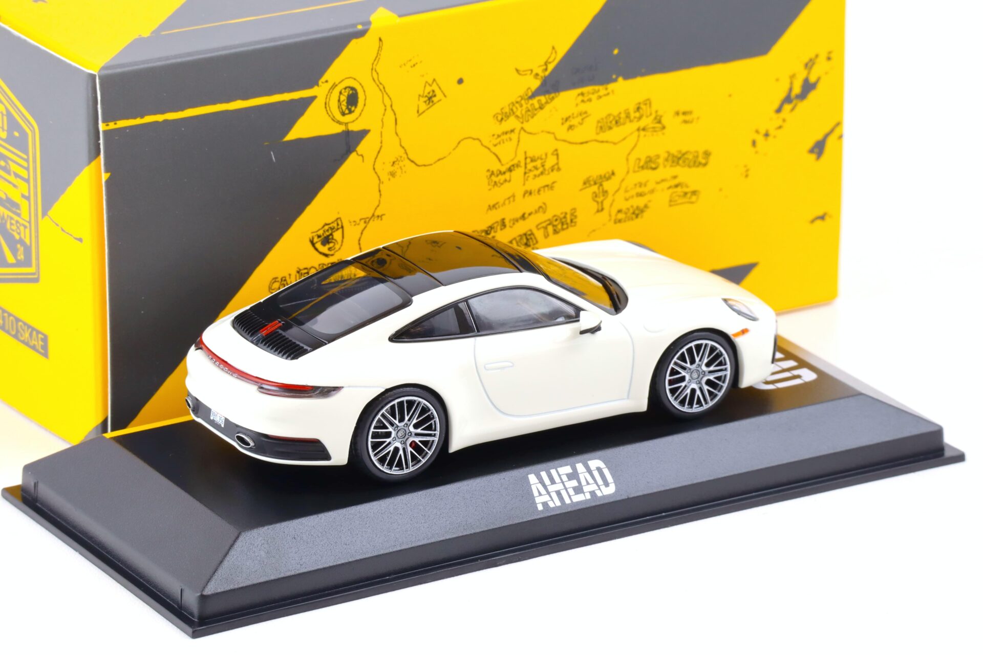 1:43 Minichamps Porsche 911 (992) Carrera S Coupe AHEAD white WAP DEALER