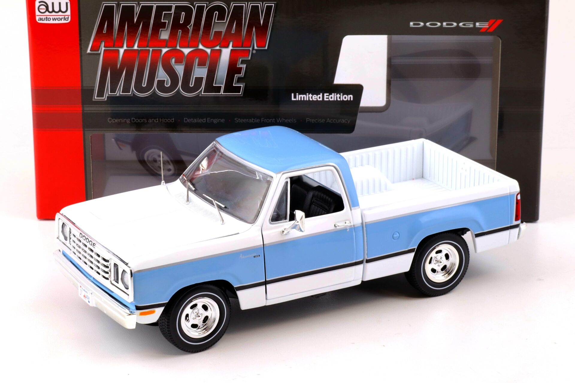 ID 87462 orig 1.jpg 1:18 Auto World 1977 Dodge D100 Adventurer Sweptline Pickup light blue & white