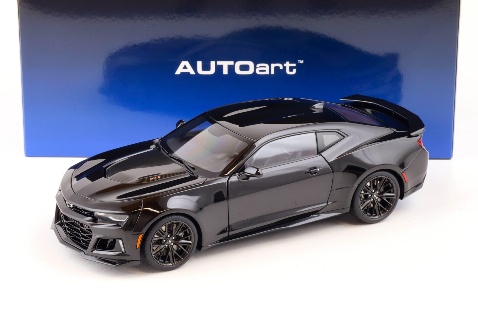 ID 87662 orig 1.jpg 1:18 AUTOart Chevrolet Camaro ZL1 Coupe 2017 black 71207