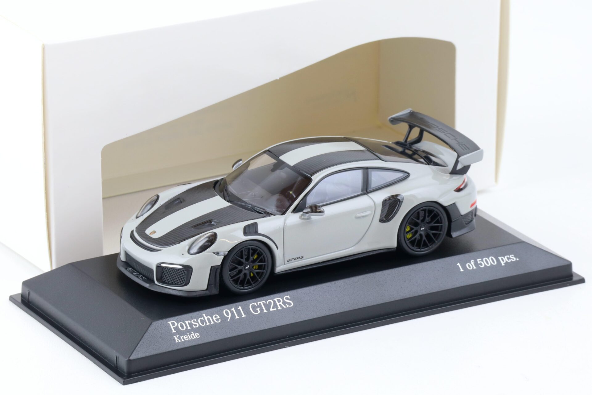 ID 87681 orig.jpg 1:43 Minichamps Porsche 911 (991.2) GT2 RS Weissach Package 2018 chalk/ black wheels
