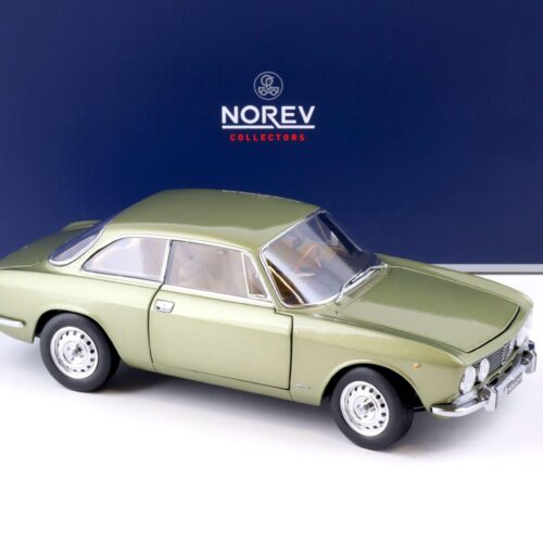 1:18 Norev Alfa Romeo 2000 GTV 1973 green metallic Limited 1000 pcs.