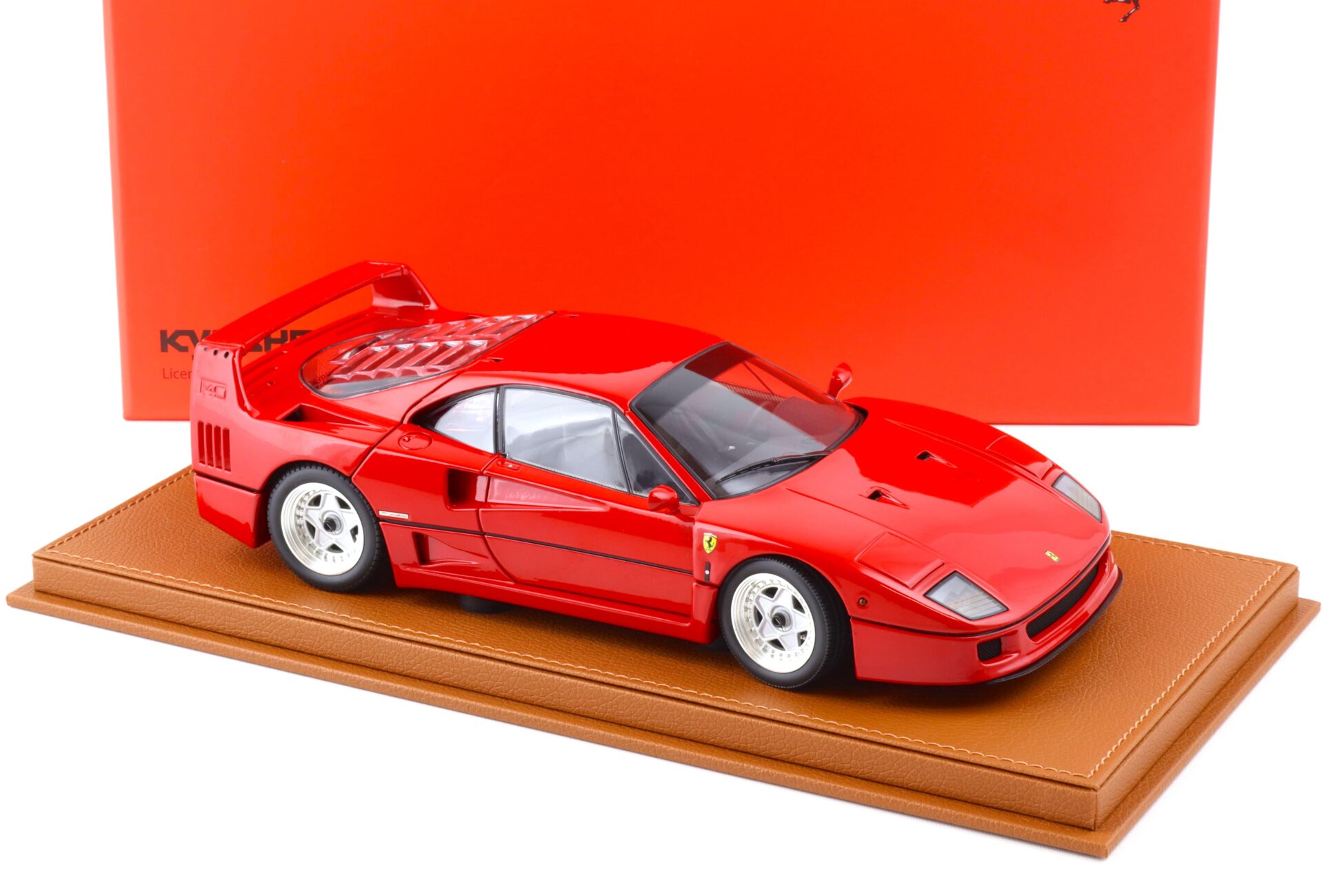 1:18 BBR Kyosho Ferrari F40 Valeo S/N red personal car Gianni Agnelli with Showcase - Limited 300 pcs.