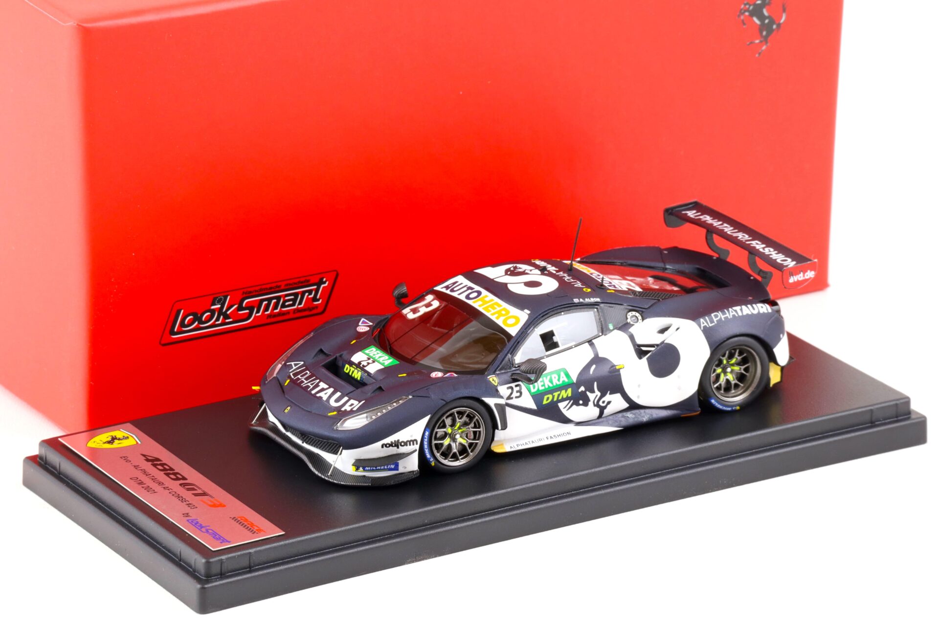 1:43 LookSmart Ferrari 488 GT3 Evo #23 ALPHATAURI AF Corse DTM 2021 Alex Albon LSRC124