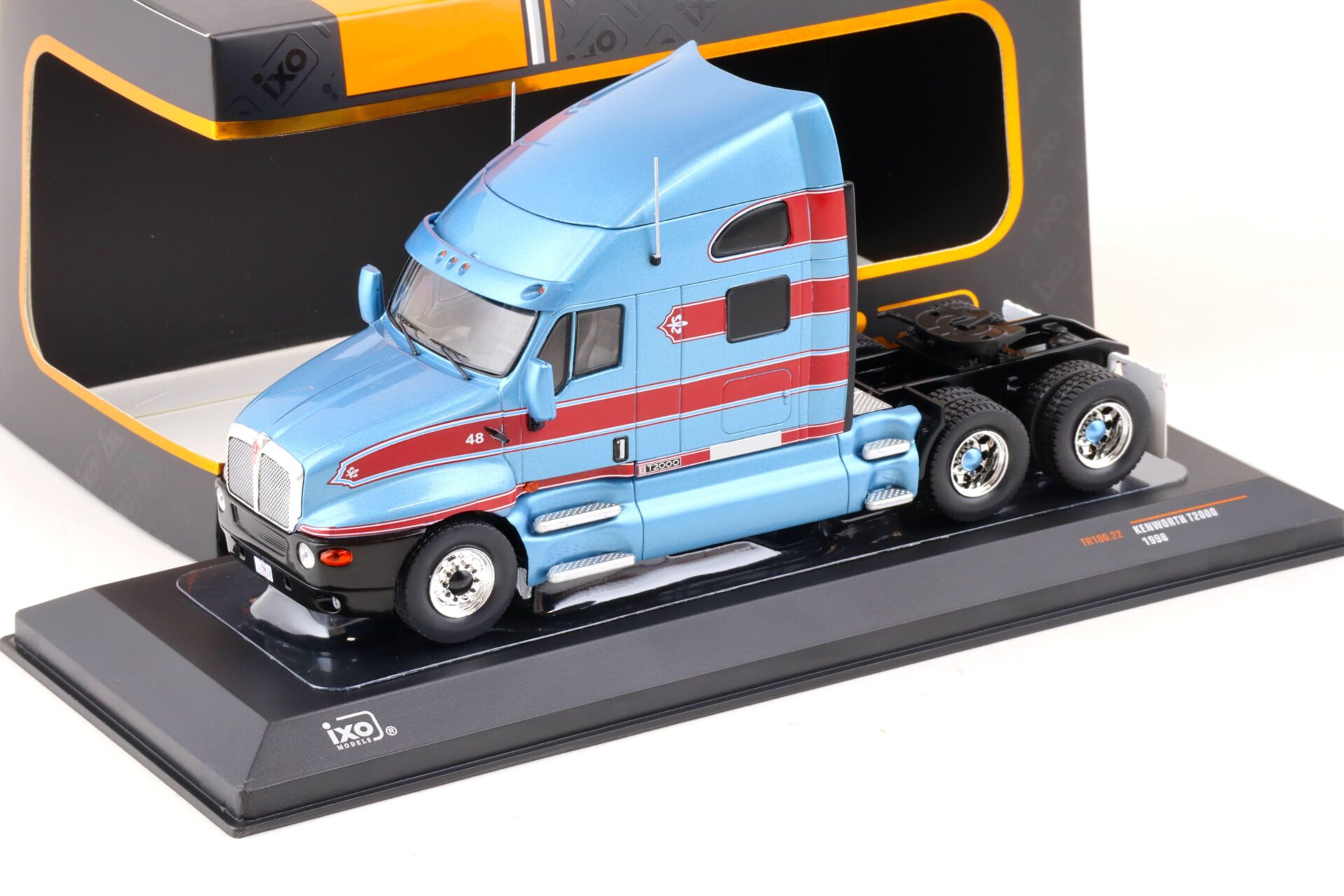 1:43 IXO 1998 Kenworth T2000 SZM Truck blue metallic/ dark red TR180.22