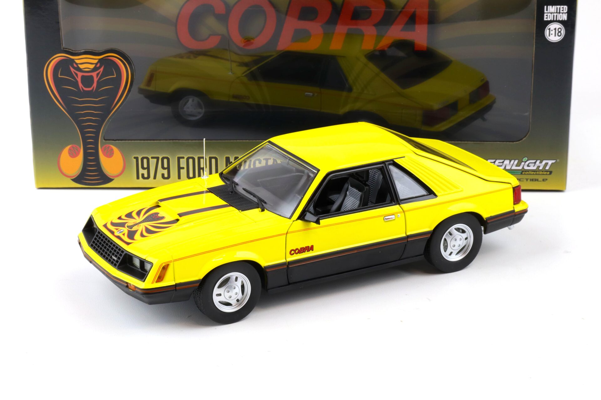 ID 88793 orig 1.jpg 1:18 Greenlight 1979 Ford Mustang Cobra Fastback Coupe bright yellow