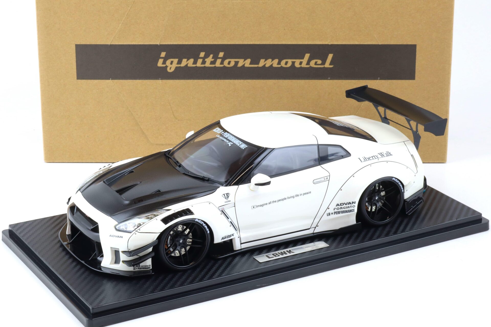ignition model LB-WORKS GT-R R35 type2 1/18スケール ignition model