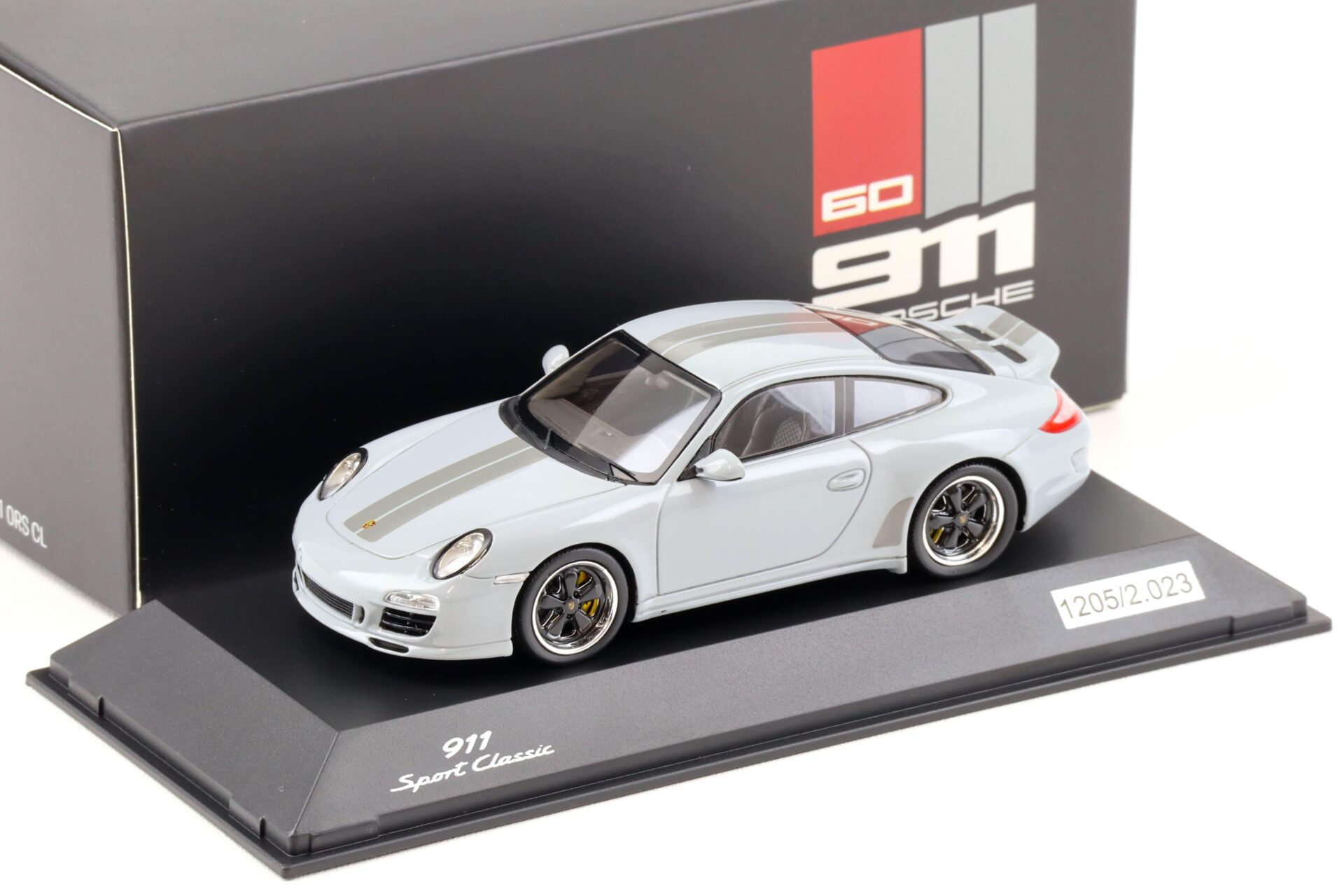 ID 90384 orig.jpg 1:43 Spark Porsche 911 997 Sport Classic Coupe grey WAP DEALER