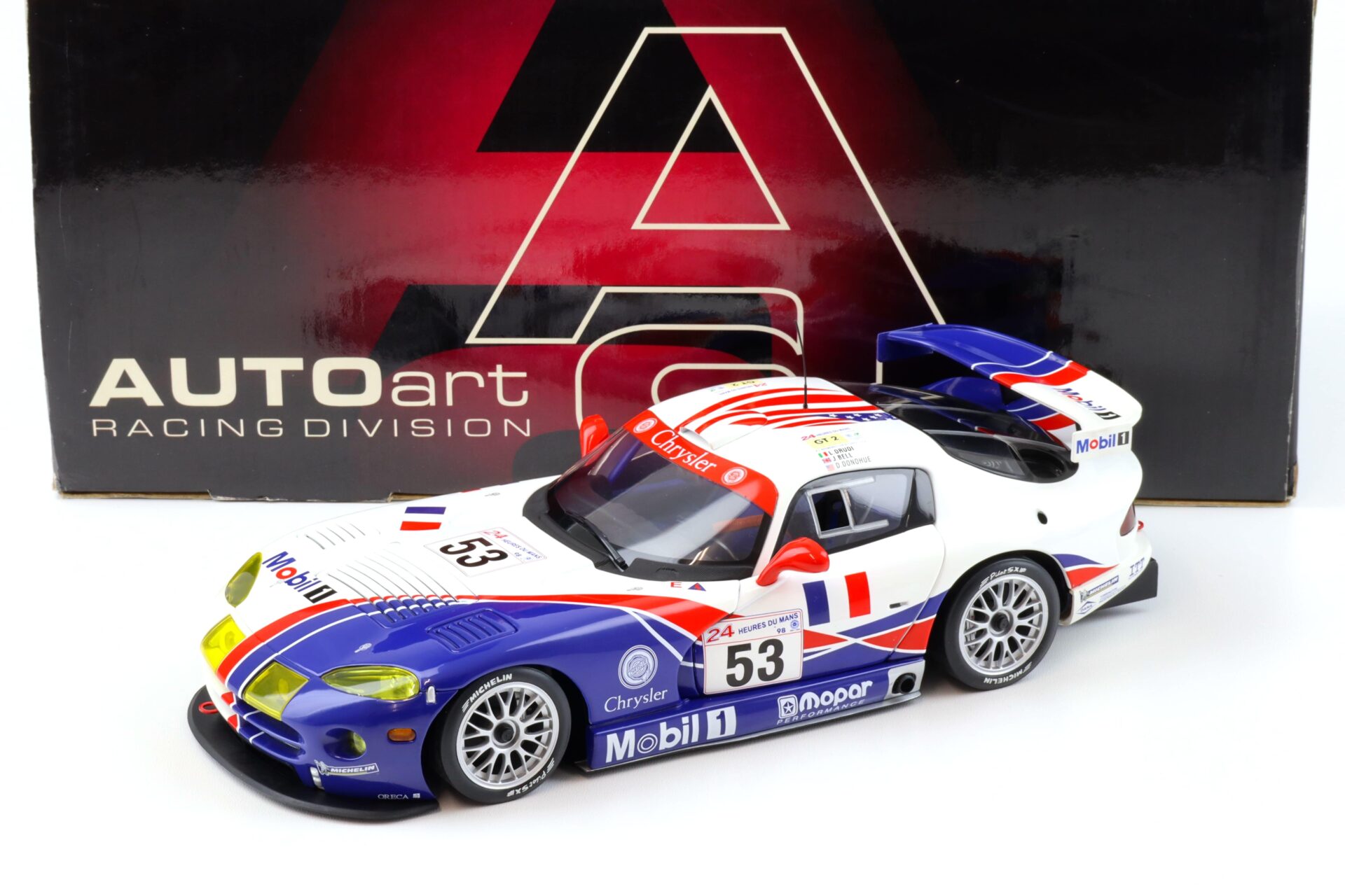ID 91642 orig 1.jpg 1:18 AUTOart Dodge Viper GTS-R #53 Winner Le Mans 1998 Drudi/ Donohue 89824