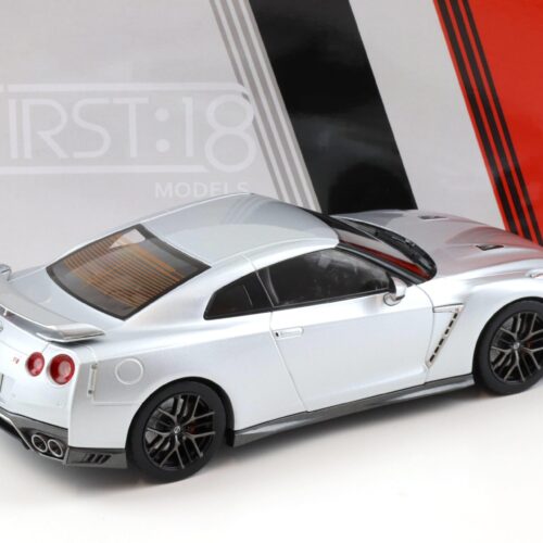1:18 First18 Models Nissan GT-R R35 Coupe 2017 silver metallic - Image 3