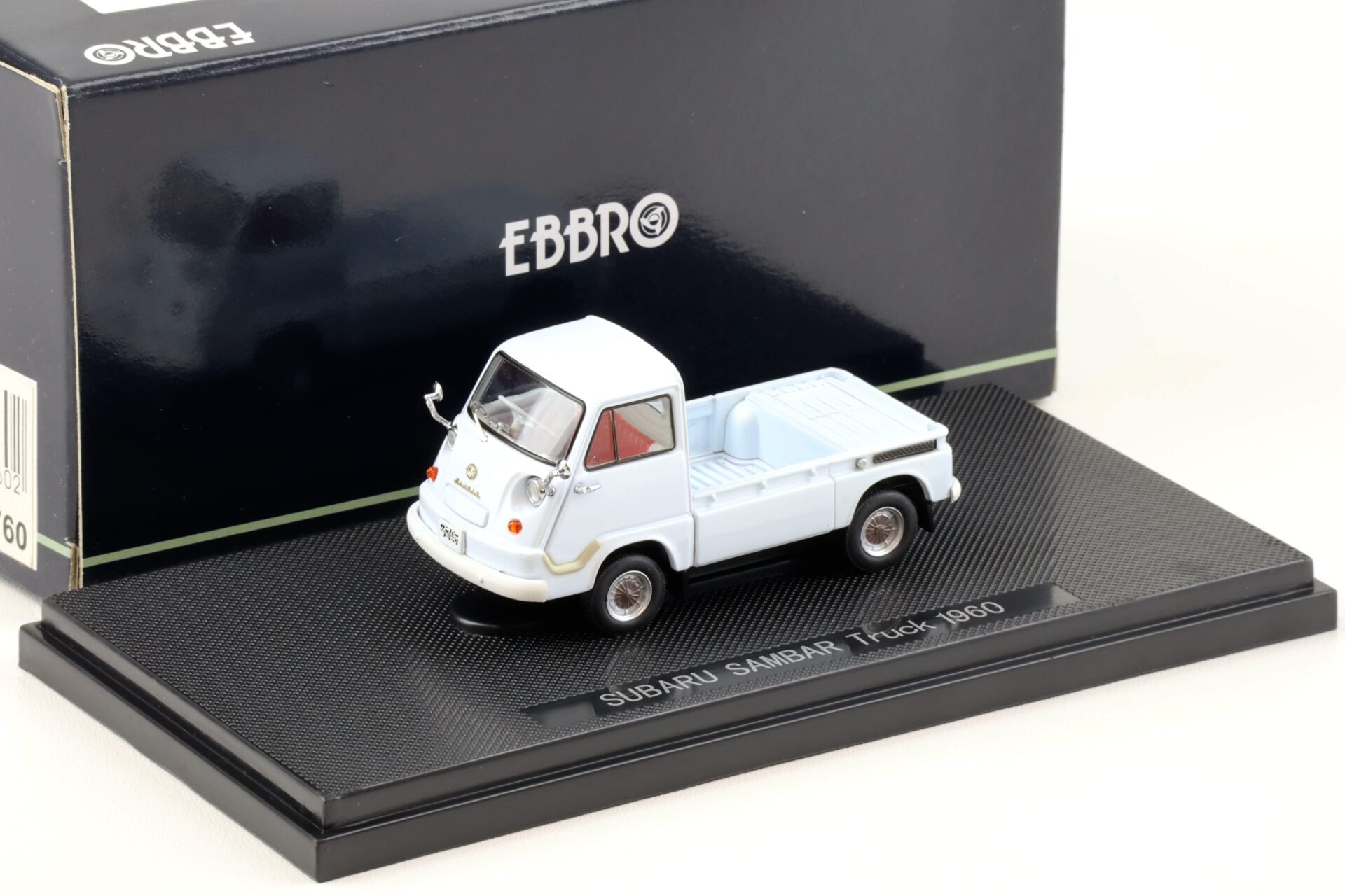 ID 93622 orig 1.jpg 1:43 Ebbro Subaru Sambar Truck 1960 light blue/ white