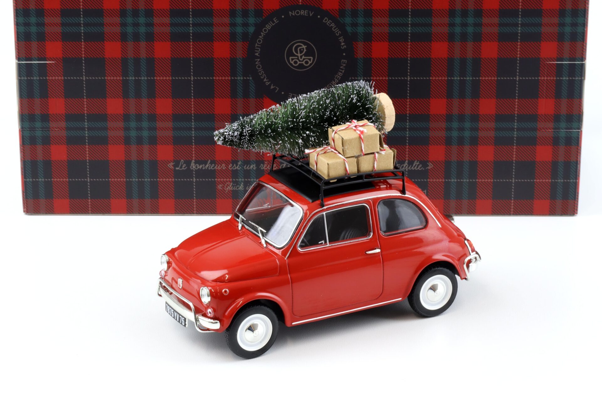ID 93765 orig 1.jpg 1:18 Norev Fiat 500 L 1968 red Christmas Edition Weihnachten