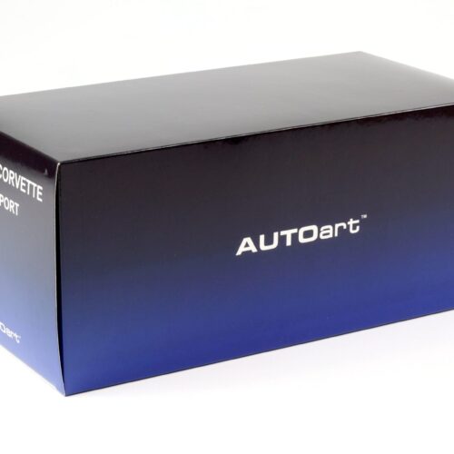 1:18 AUTOart Chevrolet Corvette C7 Grand Sport black/ white stripes 71273