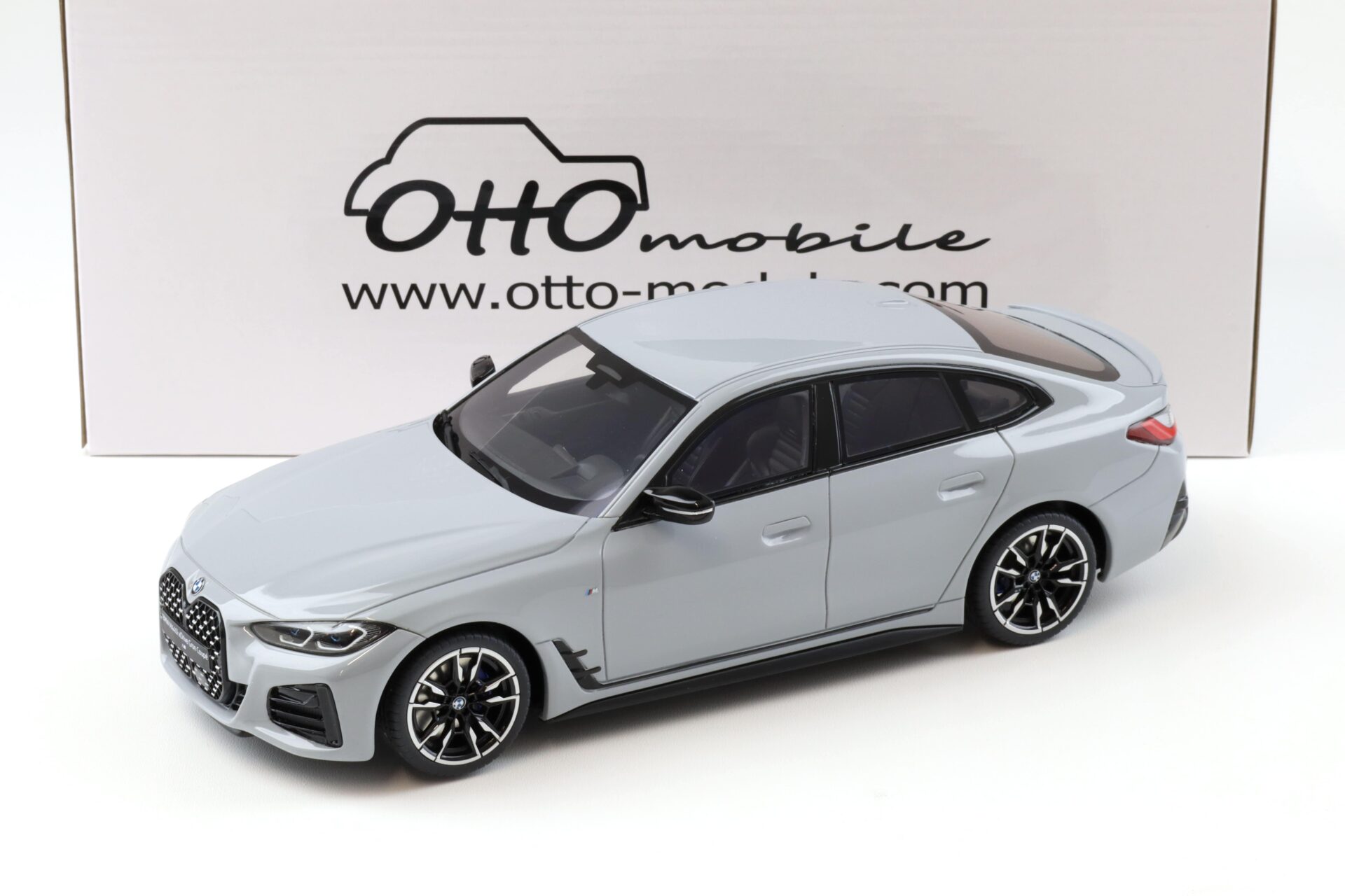 ID 97215 orig.jpg 1:18 OTTO mobile OT454 BMW M440i XDrive Gran Coupe G26 Brooklyn grey metallic 2021