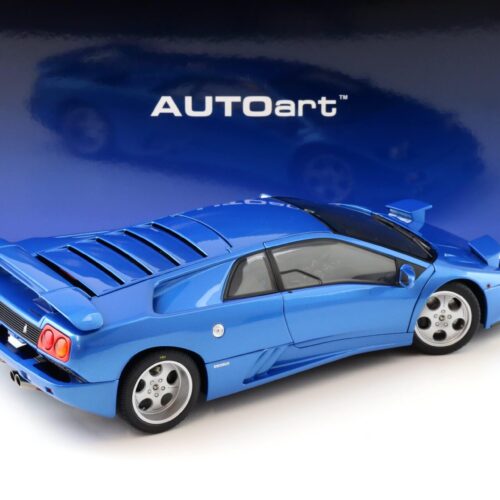 1:18 AUTOart 1993 Lamborghini Diablo SE30 blu Sirena/ metallic blue 79156