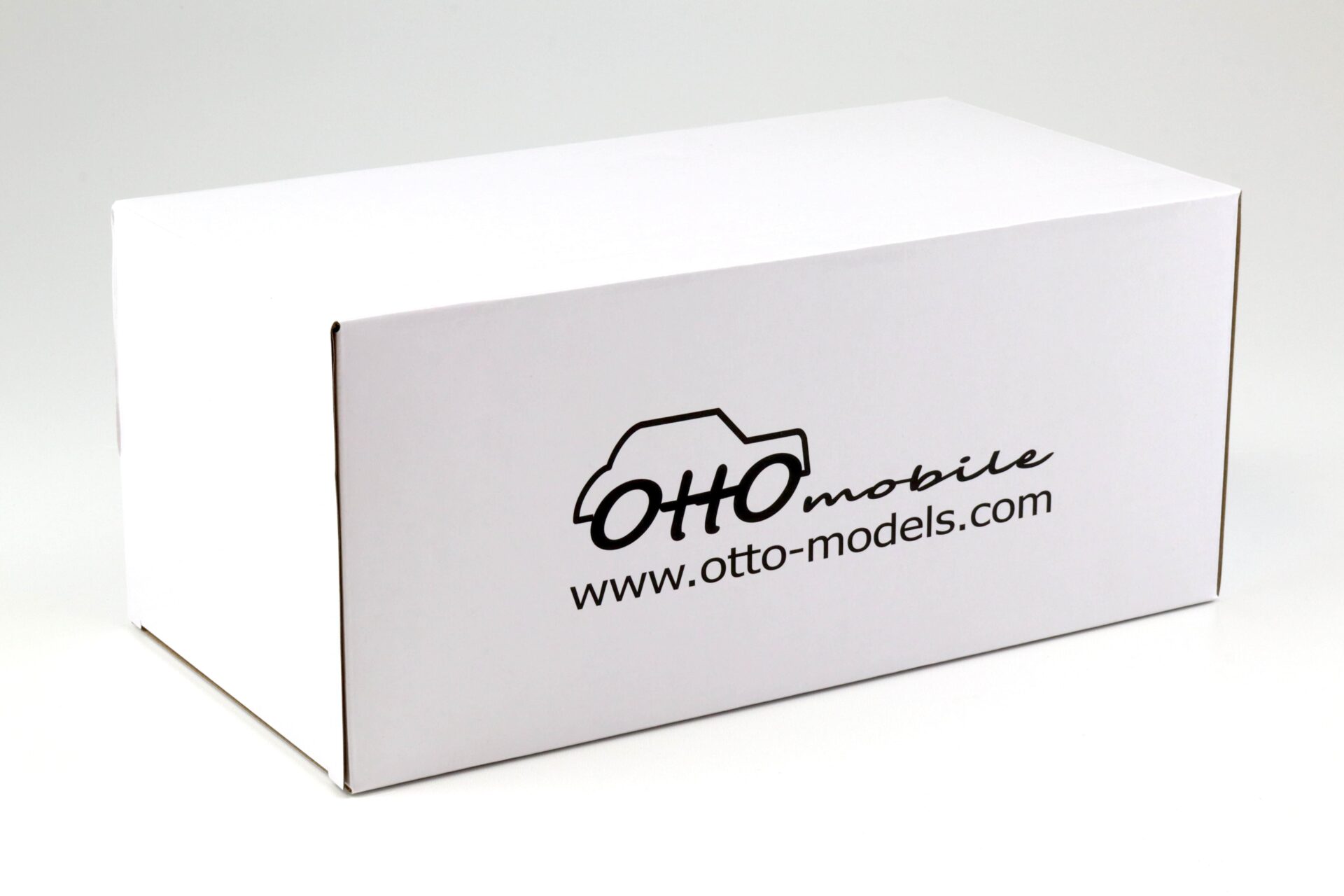1:18 OTTO mobile OT819 BMW 325i E30 Sedan 1988 grey metallic