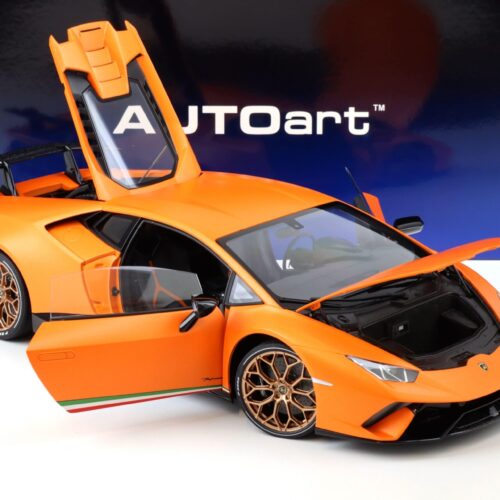 1:12 AUTOart Lamborghini Huracan Performante 2017 arancio anthaeus/ matt orange 12076 - Image 5