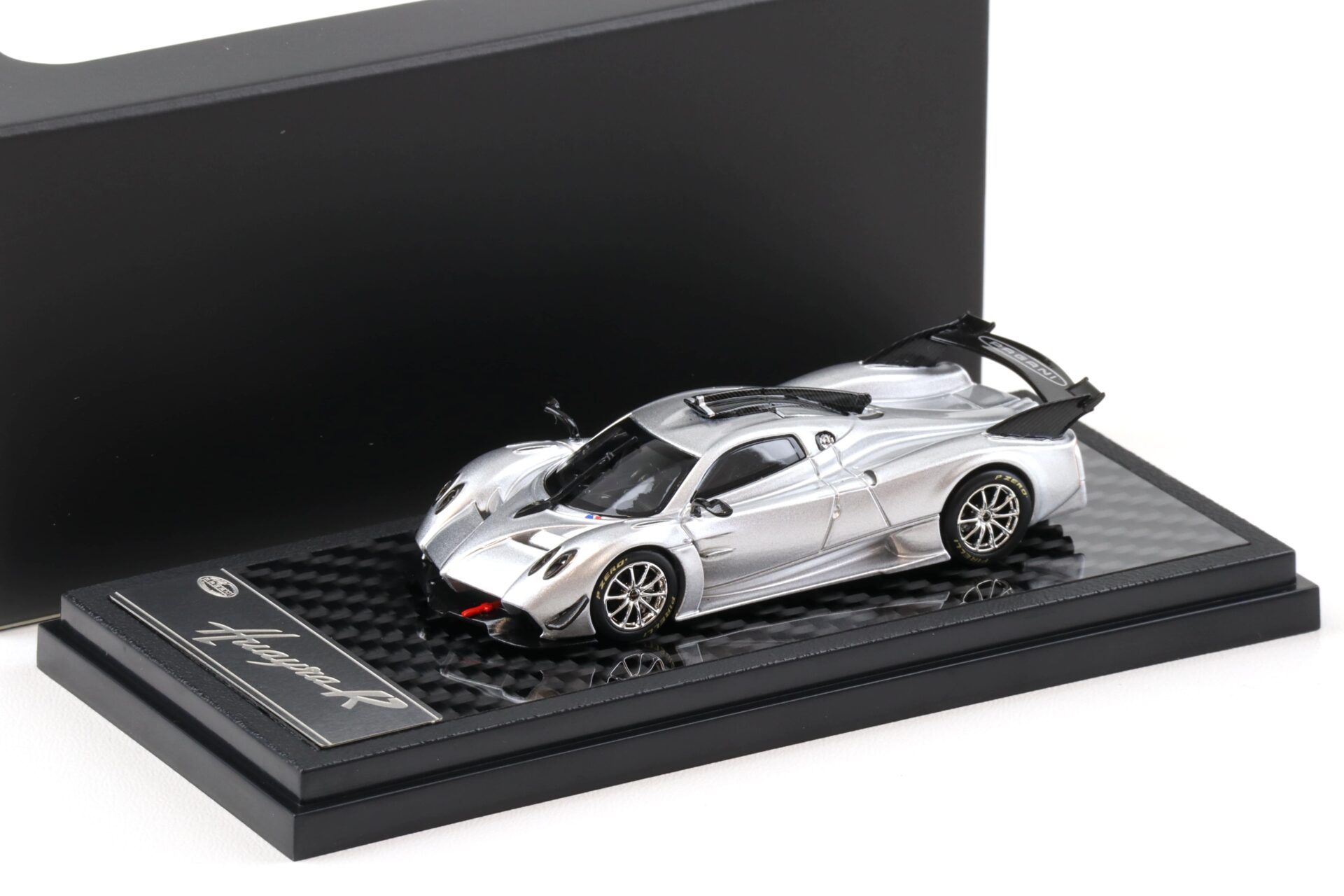 1:64 LCD Models Pagani Huayra R silver metallic LCD64028-SI
