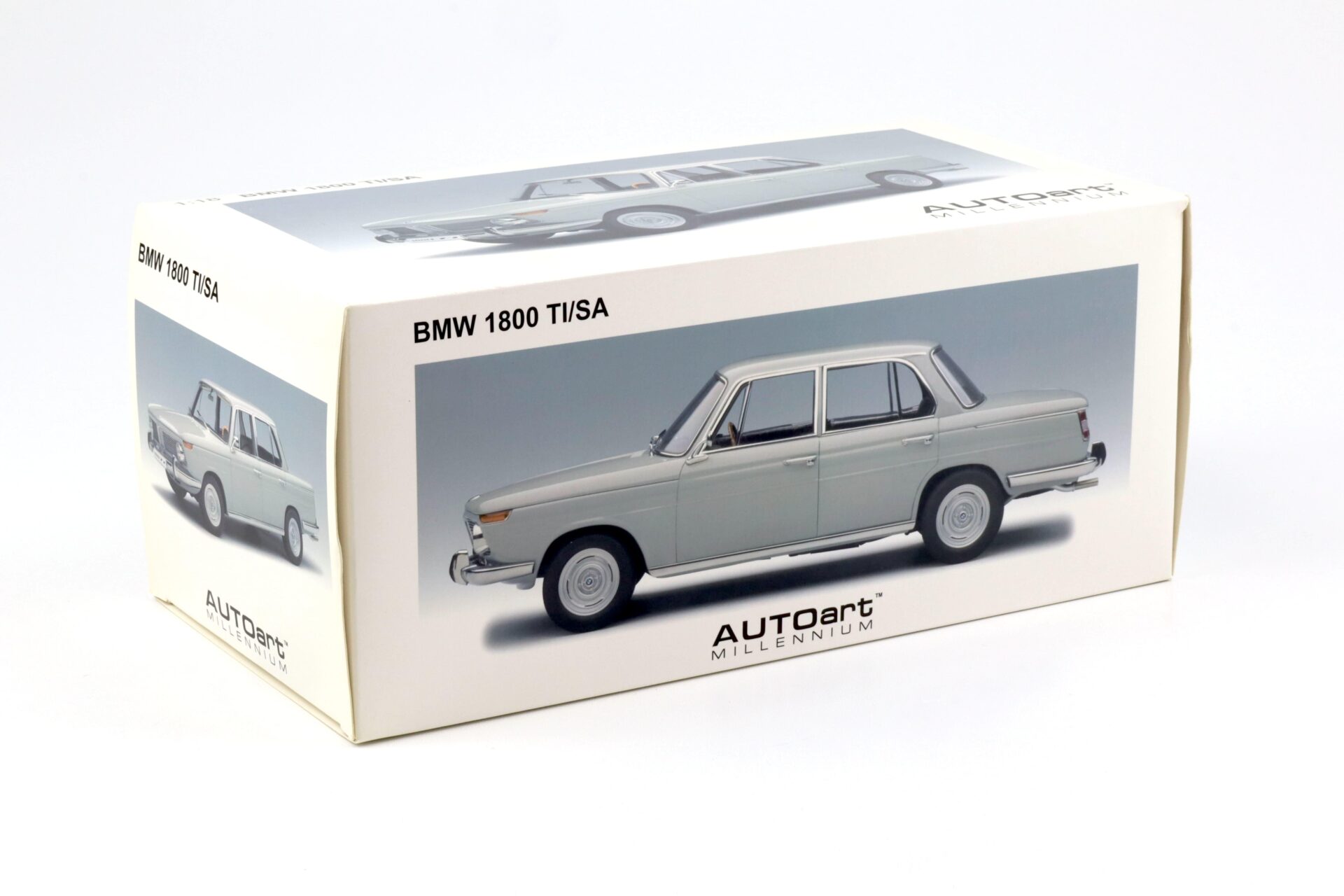 オートアート- BMW - 1800 TI/SA 1/18 AUTOART 70621 Scale 1/18 | BMW 1800 TI/SA BERLINA 1965 GREY