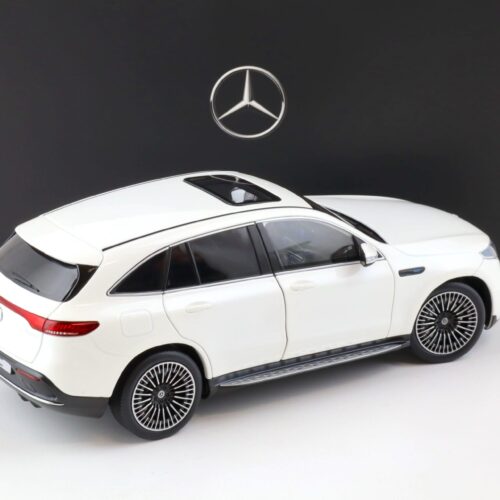 1:18 NZG Mercedes EQC 400 4Matic N293 diamond white bright DEALER VERSION