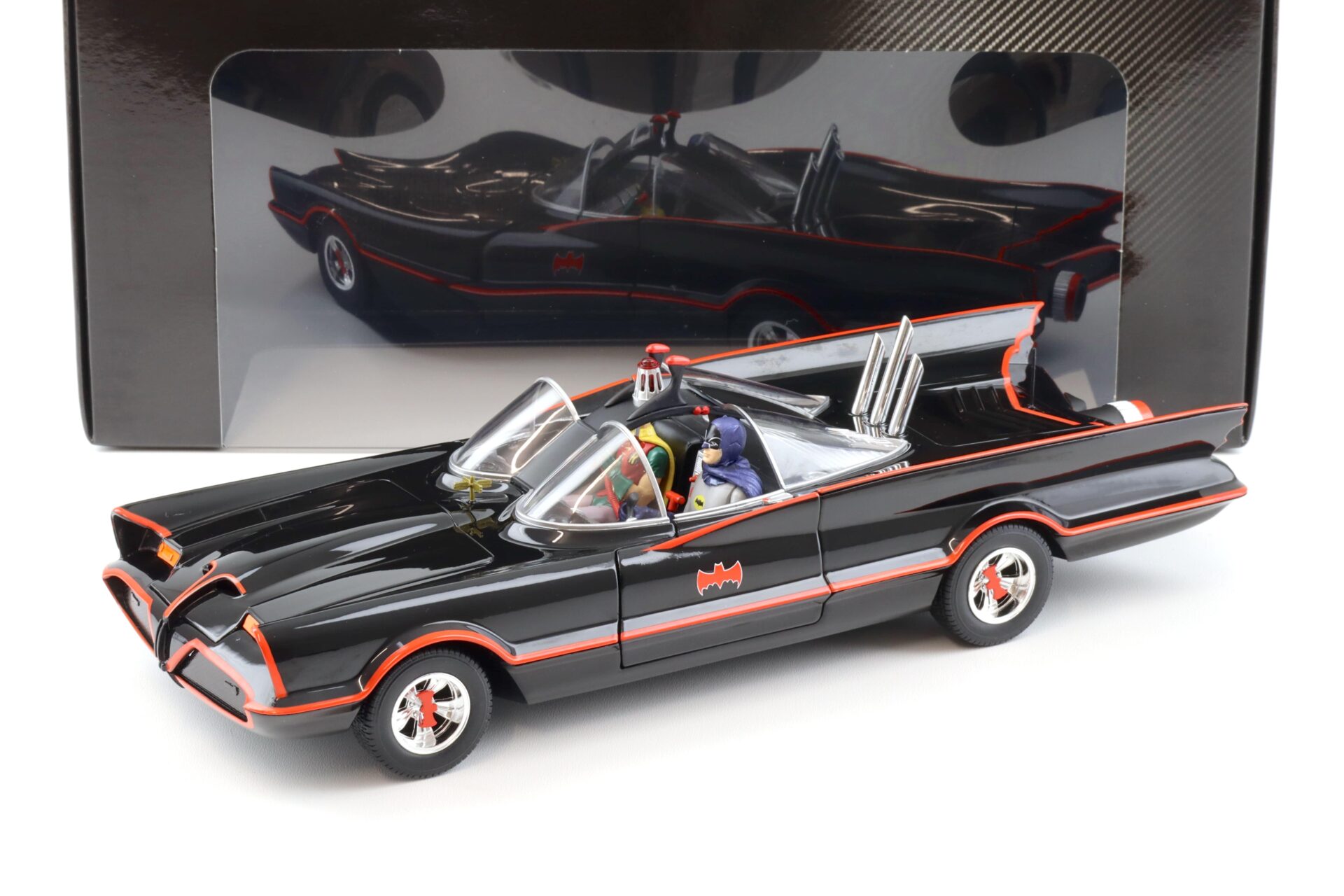 ID 95297 orig.jpg 1:18 Hot Wheels BATMAN Classic TV Series Batmobile with Batman + Robin black