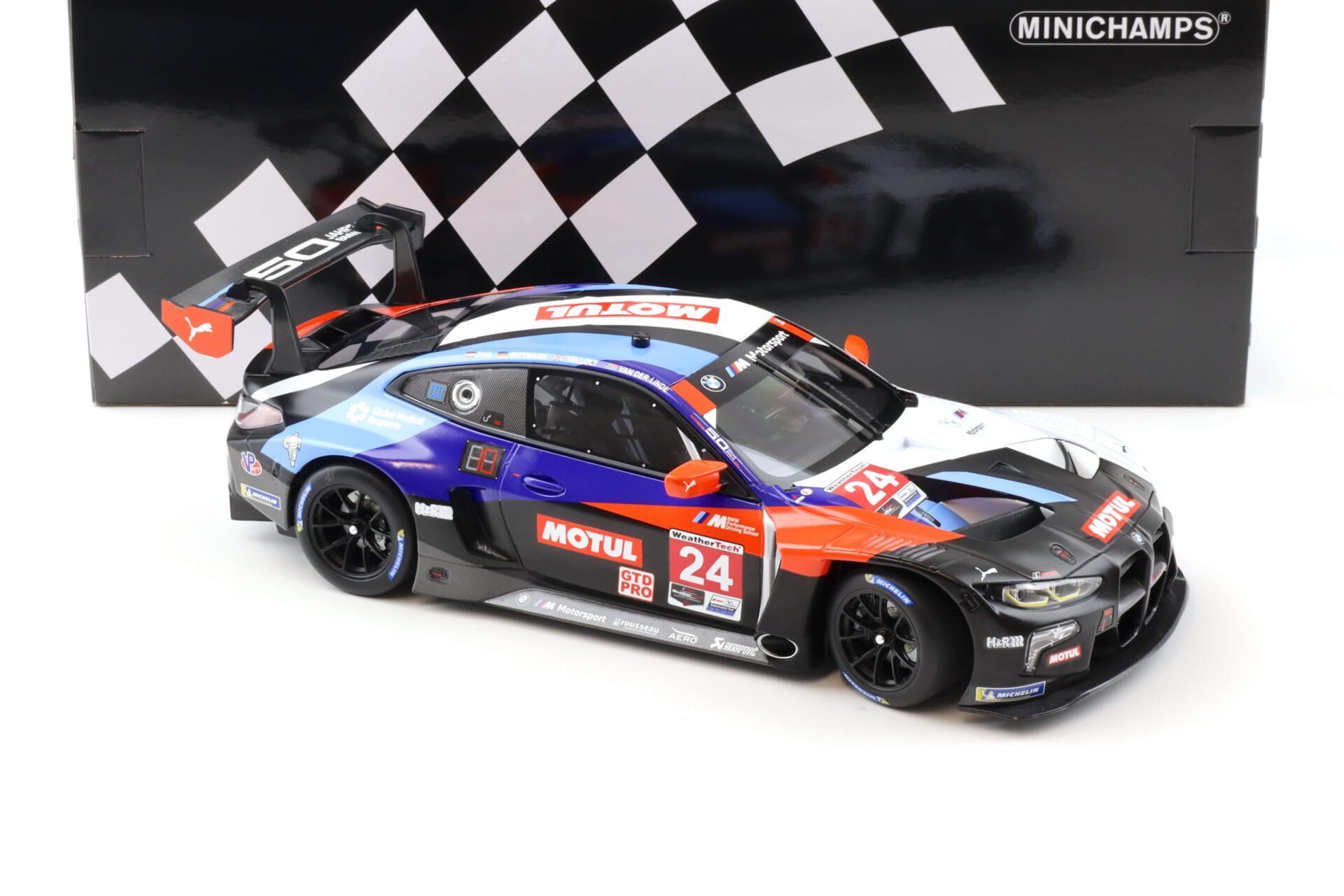 1:18 Minichamps BMW M4 GT3 GTD Pro BMW M Team RLL #24 IMSA 2022 Eng/Wittmann