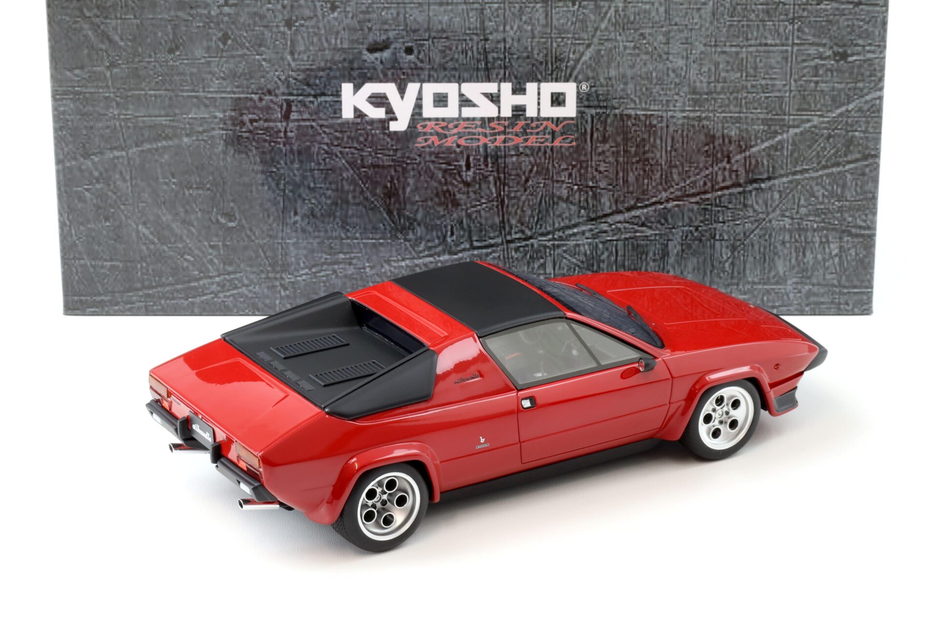 1:18 Kyosho Resin Lamborghini Silhouette red KSR18513R