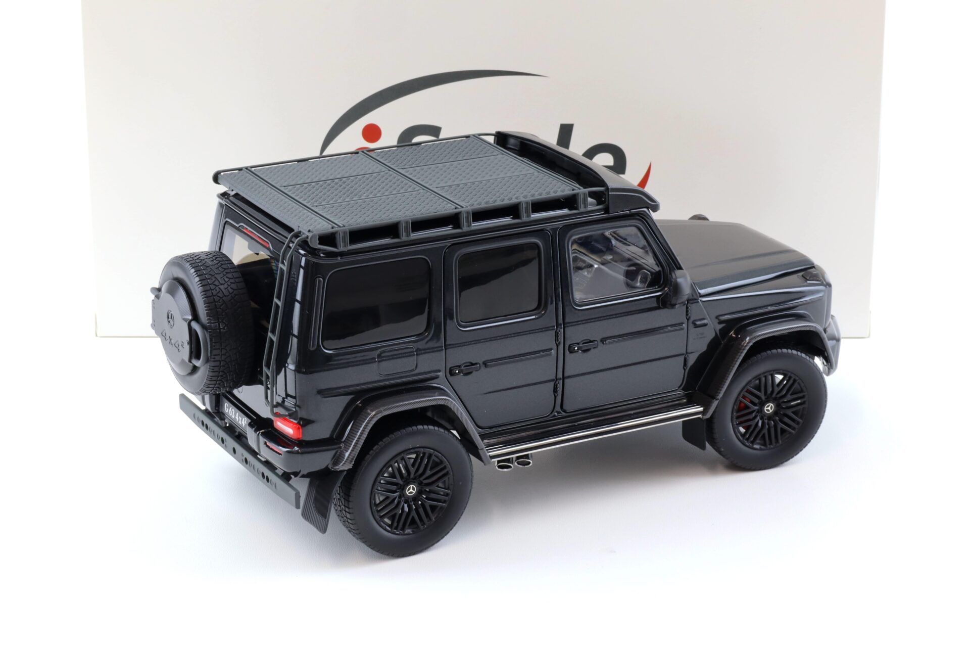 1:18 iScale Mercedes G63 AMG (W463) 4x4 magnetit black metallic 2022