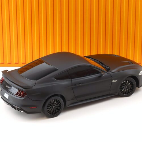 1:18 Diecast Masters 2019 Ford Mustang GT 5.0 Coupe RHD matt black