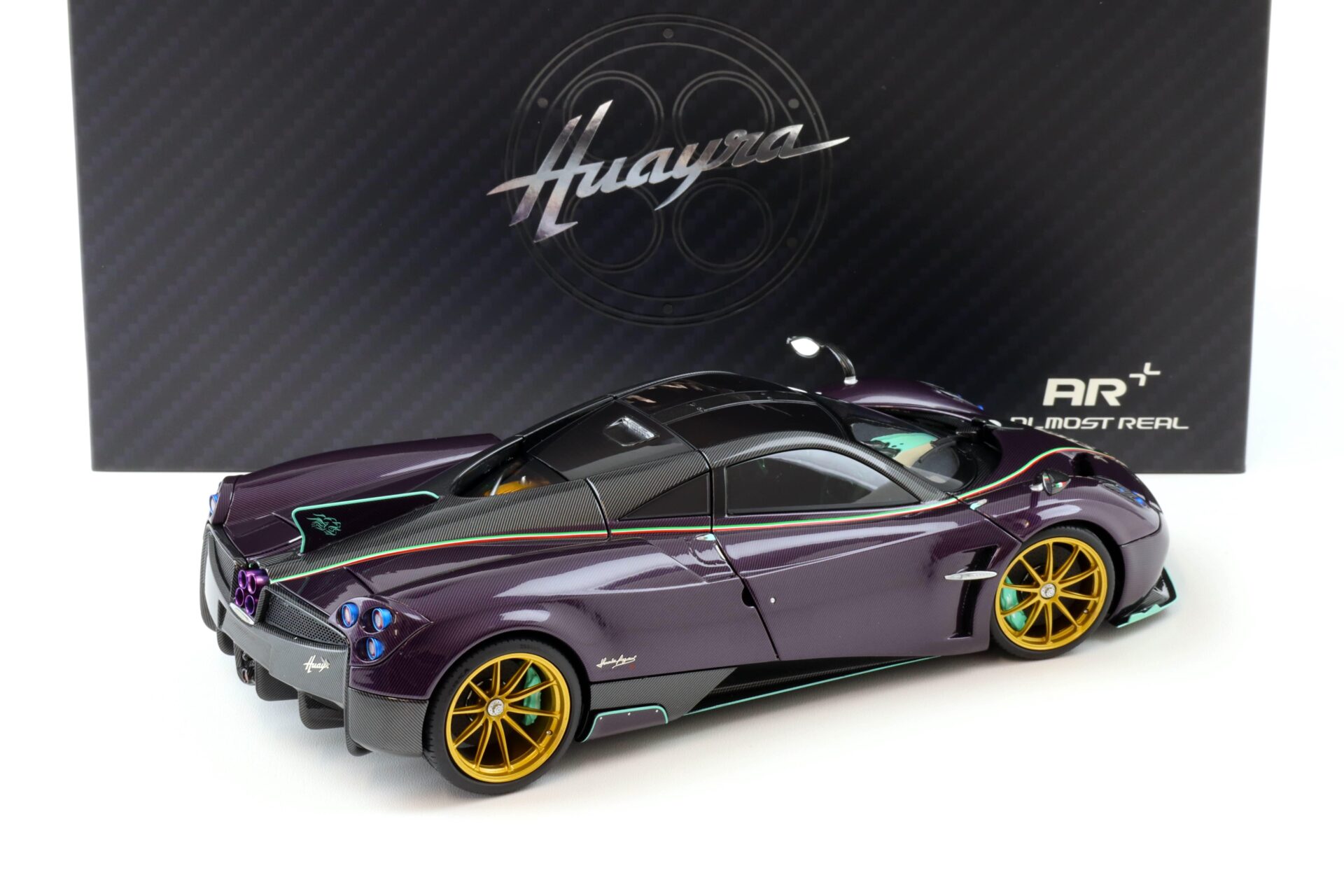 1:18 Almost Real Pagani Huayra Dinastia Yazi purple Carbon/ turquoise 2016
