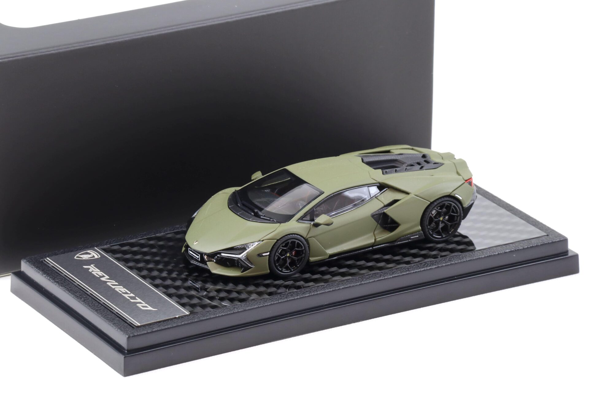 1:64 LCD Models Lamborghini Revuelto Coupe matte green LCD64042-MG